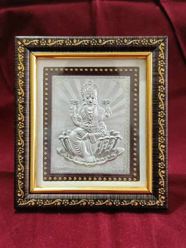 Silver_Embossed_Goddess_Lakshmi_Wall_Frame