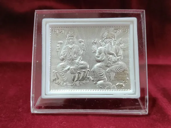 Silver_Plated_Lakshmi_Ganesha_Religious_Frame