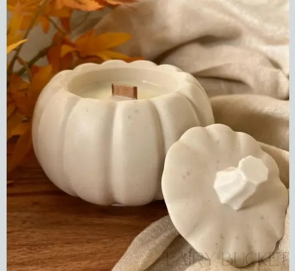 White_Pumpkin_Style_Decorative_Candle_With_Lid
