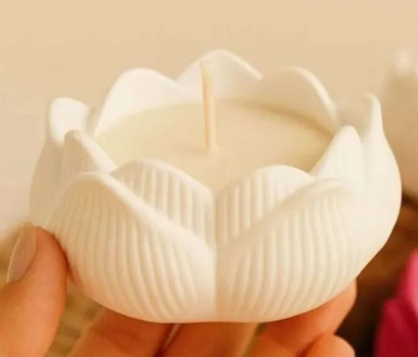 White_Lotus_Design_Decorative_Candle_Holder