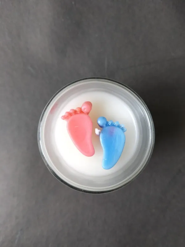 Wax_Baby_Footprint_Decorative_Candle