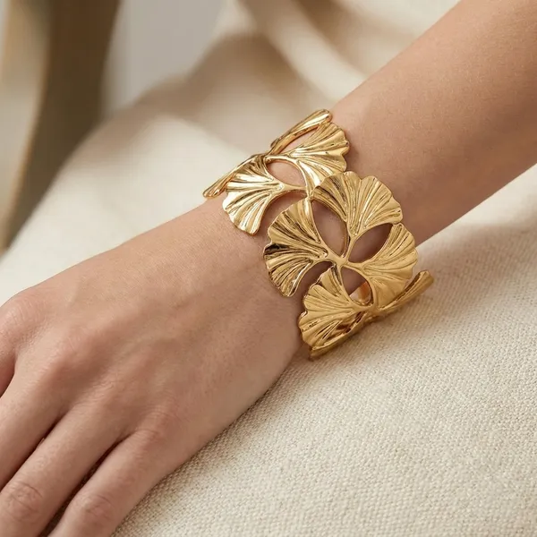 Gold_Stainless_Steel_Bracelet_Set_For_Women