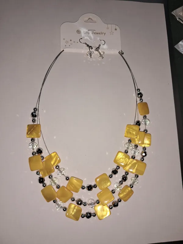 Yellow_Agate_Necklace_Set_For_Women