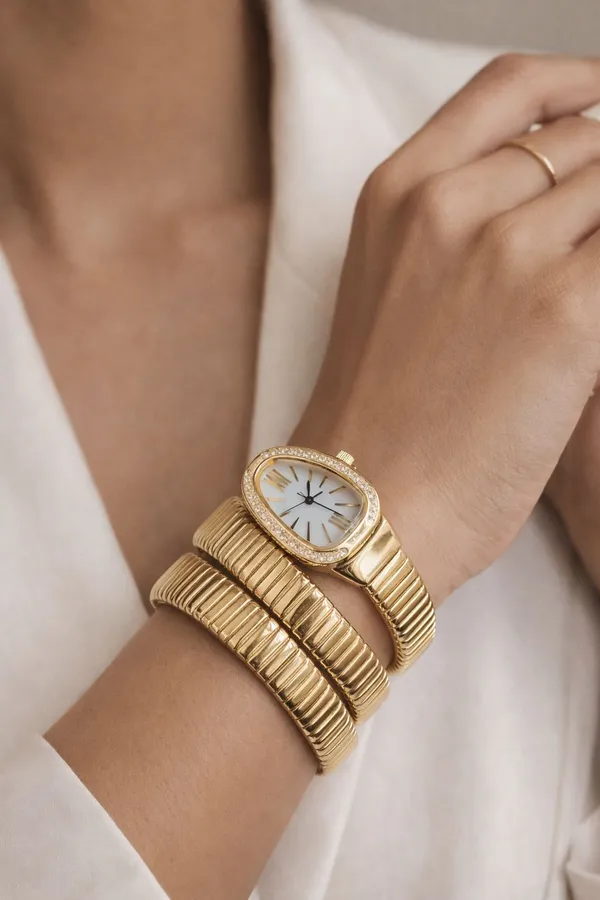 White_Gold_Metal_Wrist_Watch_For_Women