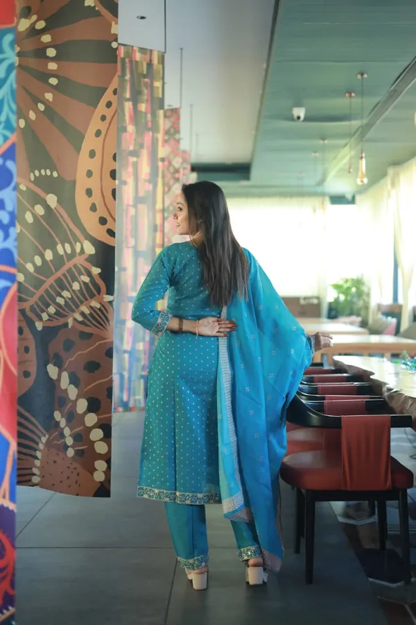 Elegant_Blue_Embroidered_Anarkali_Suit_Set_with_Dupatta