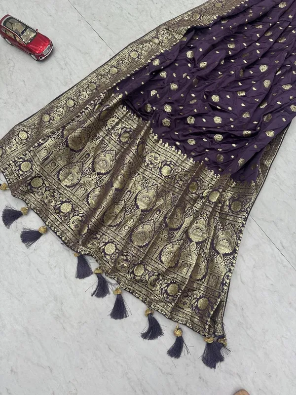 Purple_Banarasi_Silk_Saree_with_Golden_Zari_Border_and_Tassels
