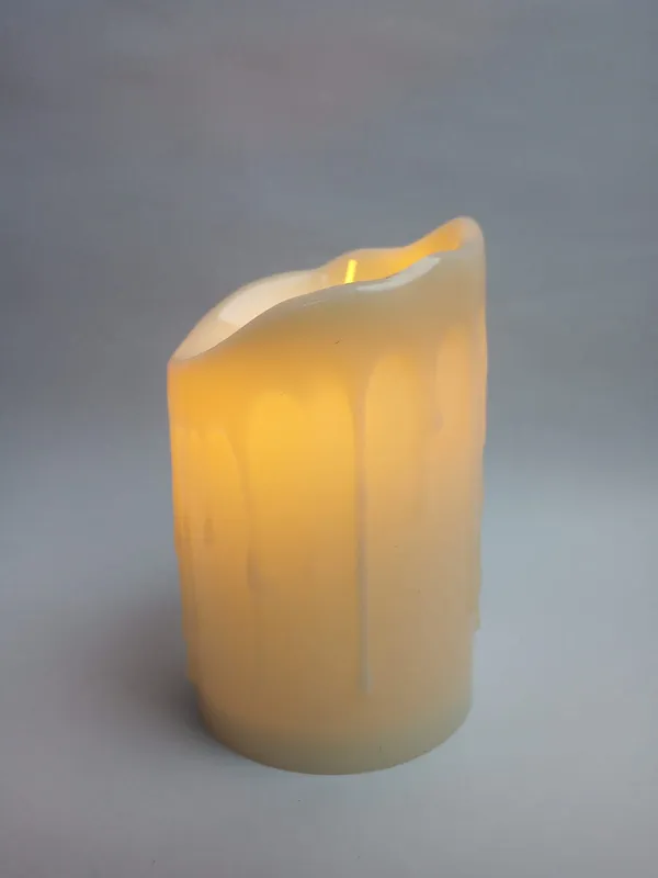 Cream_Wax_Flickering_Flame_LED_Candle