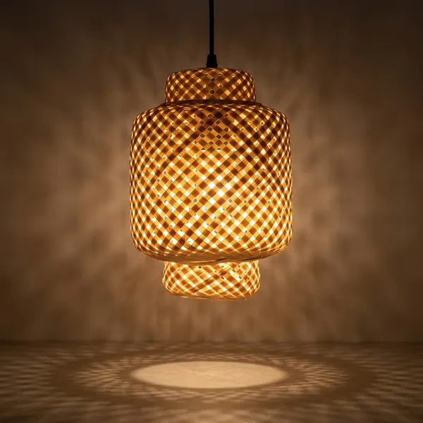 Handwoven_Bamboo_Pendant_Lamp_with_Lattice_Design