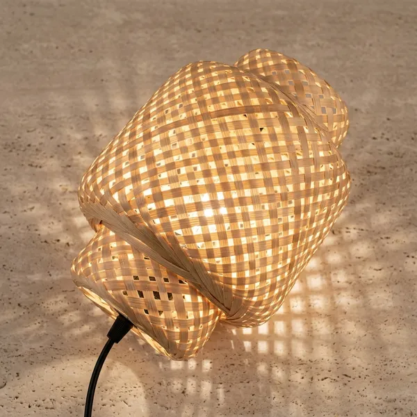 Handwoven_Bamboo_Pendant_Lamp_with_Lattice_Design