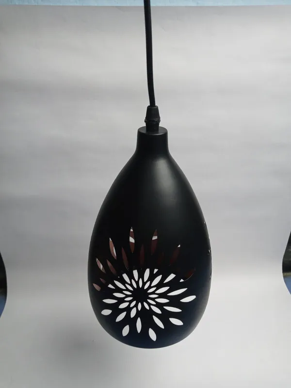 Black_Metal_Floral_Cutout_Teardrop_Pendant_Lamp