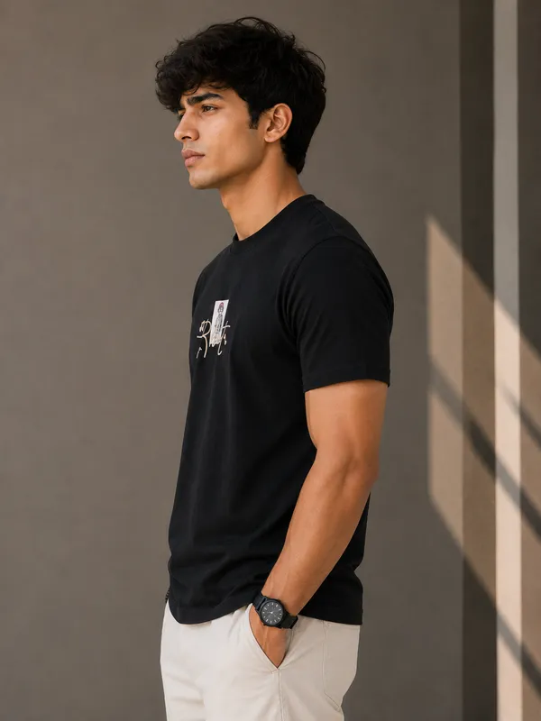 Black_Cotton_Printed_Graphic_T-Shirt_for_Men