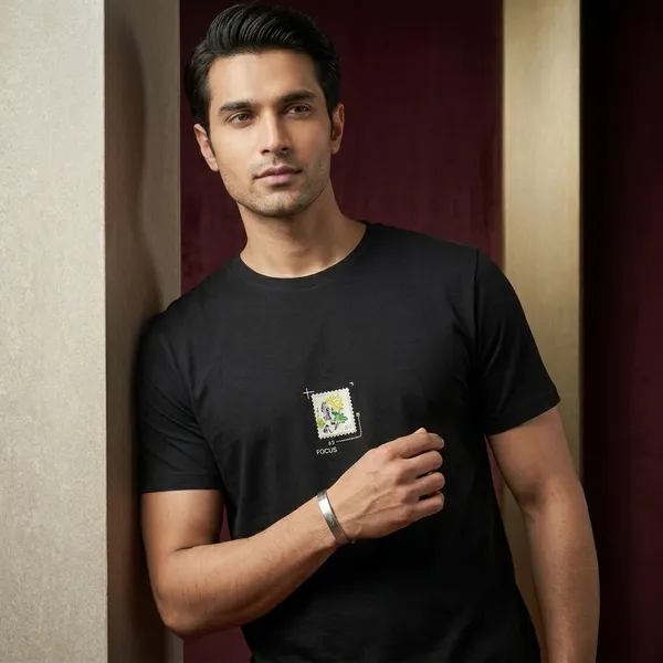 Supima_Cotton_Black_Graphic_Print_Crew_Neck_T-Shirt_for_Men