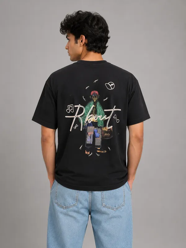 Black_Cotton_Printed_Graphic_T-Shirt_for_Men