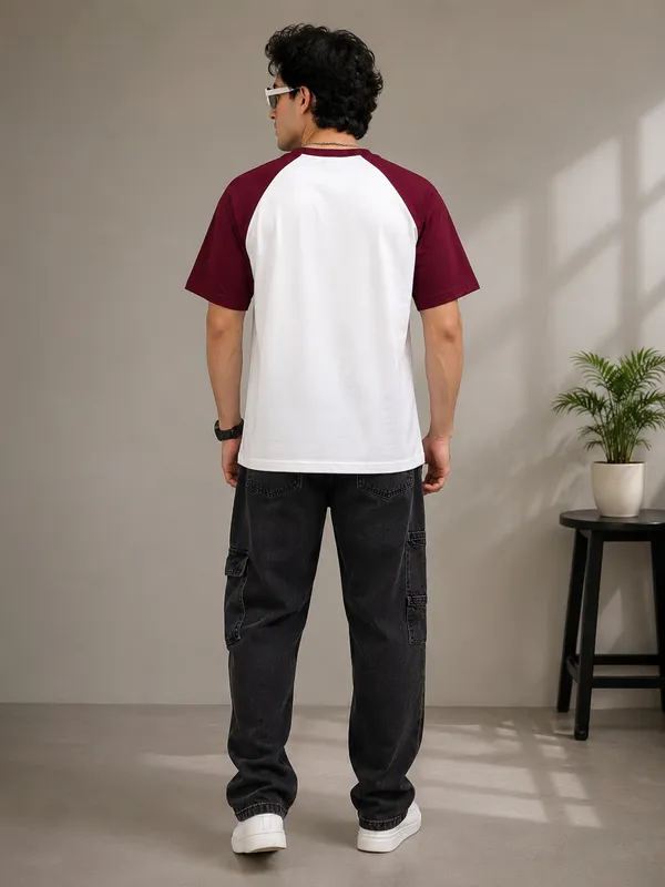 JW_MARRON-WHITE-T-SHIRT