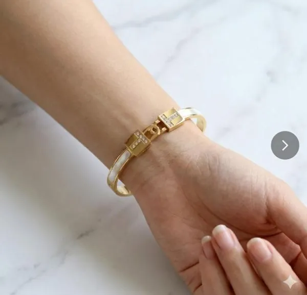 Gold_Bracelet_Alloy_For_Women