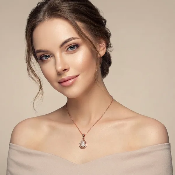 Rose_Gold_Necklace_For_Women