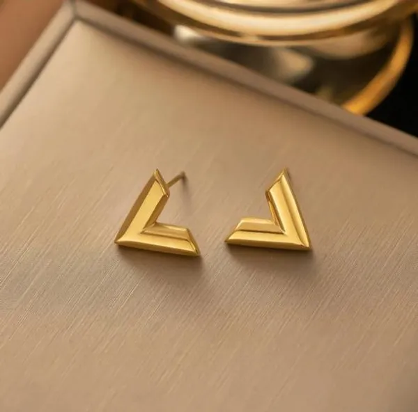 Gold_Earrings_Alloy_For_Women