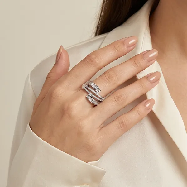 White_Ring_Alloy_For_Women