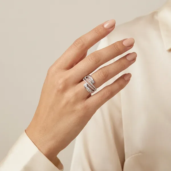 White_Ring_Alloy_For_Women