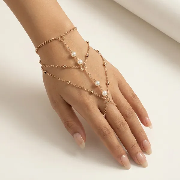 Gold_Hand_Chain_Alloy_For_Women
