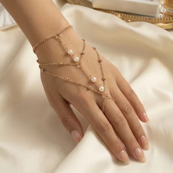 Gold_Hand_Chain_Alloy_For_Women