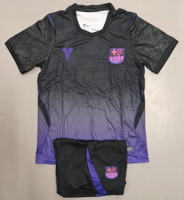 Black_White_Football_Jersey_Shorts_Set_for_Men