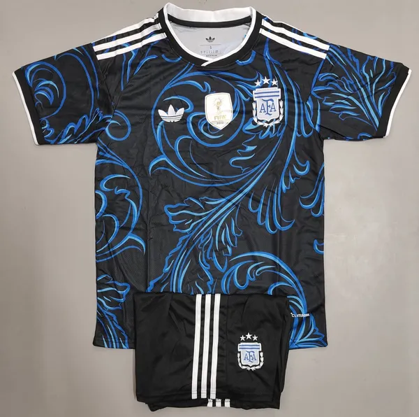 Black_White_Football_Jersey_Shorts_Set_for_Men