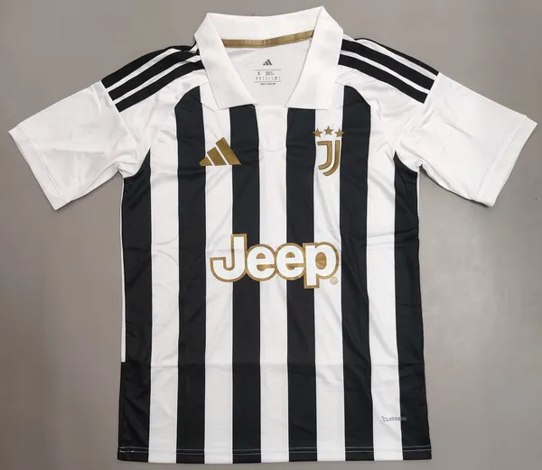 Black_White_Football_Jersey_Shorts_Set_for_Men