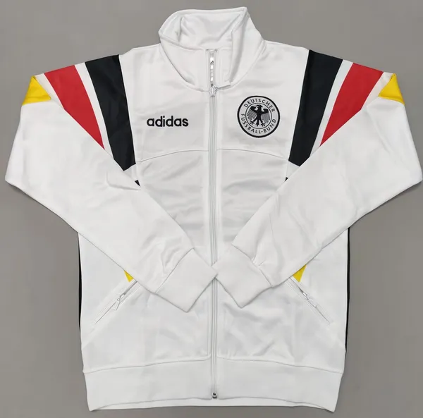 Black_White_Football_Jersey_Shorts_Set_for_Men