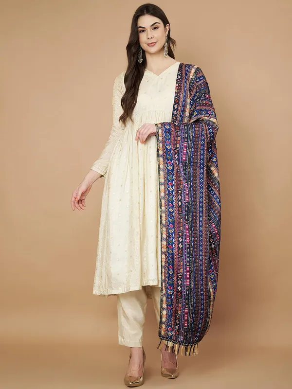 Multicolor_Polyster_Fancy_Dupatta_For_Women