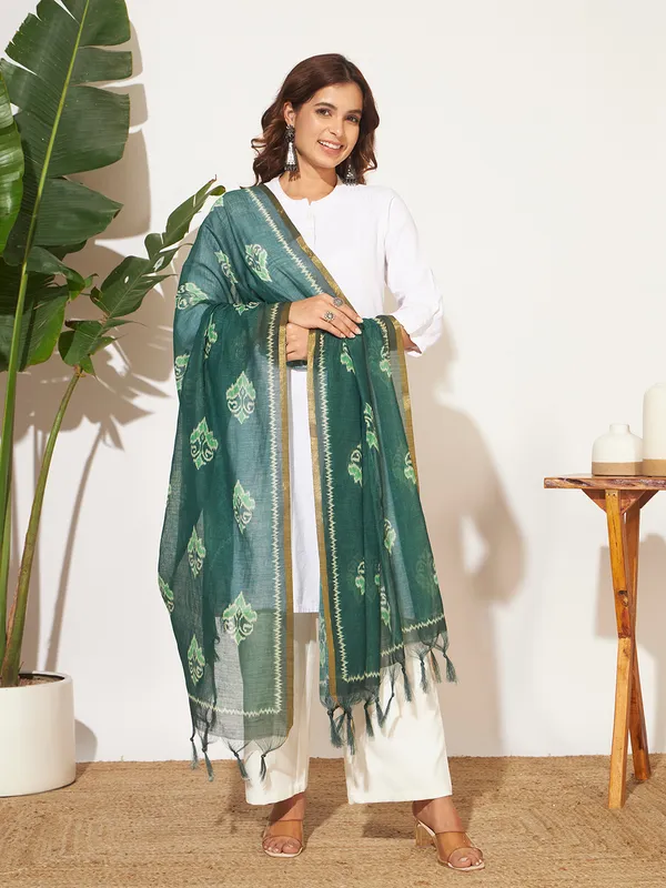 Green_And_Gold_Poly_Linen_Fancy_Dupatta_For_Women