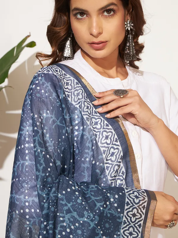 Blue_And_White_Poly_Linen_Fancy_Dupatta_For_Women