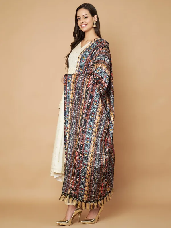 Multicolor_Polyster_Fancy_Dupatta_For_Women