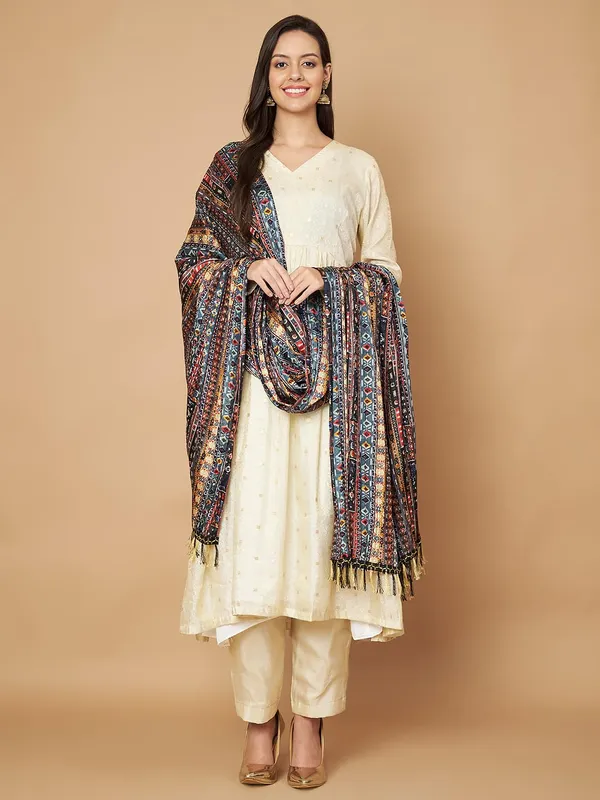 Multicolor_Polyster_Fancy_Dupatta_For_Women