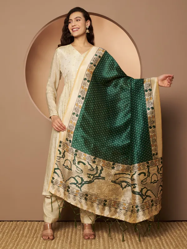 Cream_And_Green_Poly_Silk_Fancy_Dupatta_For_Women