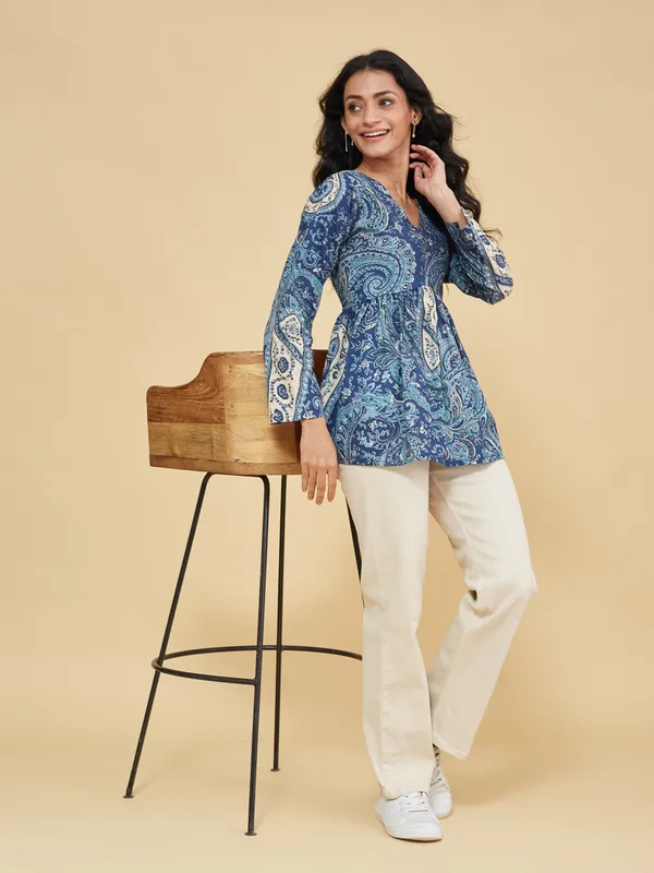 Blue_Cotton_Fancy_Tunic_Kurti_For_Women