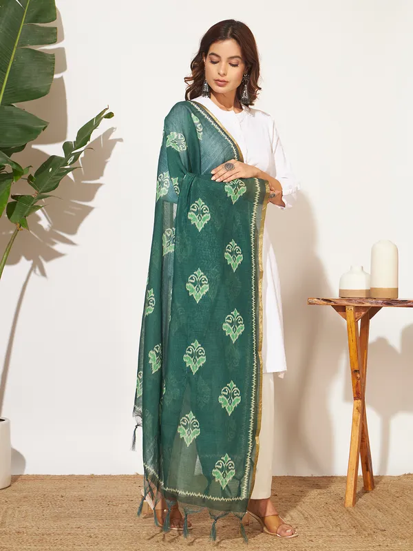 Green_And_Gold_Poly_Linen_Fancy_Dupatta_For_Women