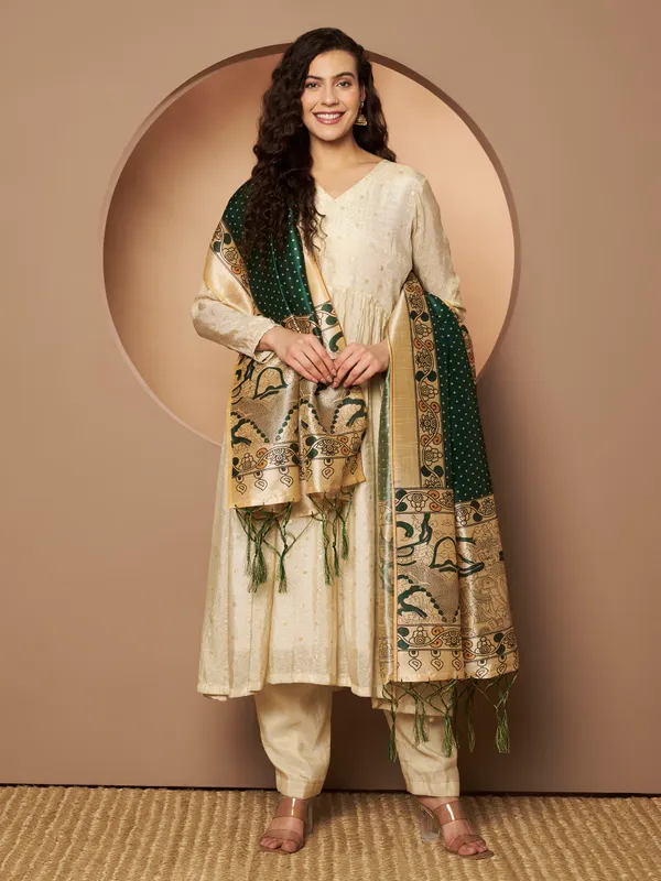 Cream_And_Green_Poly_Silk_Fancy_Dupatta_For_Women
