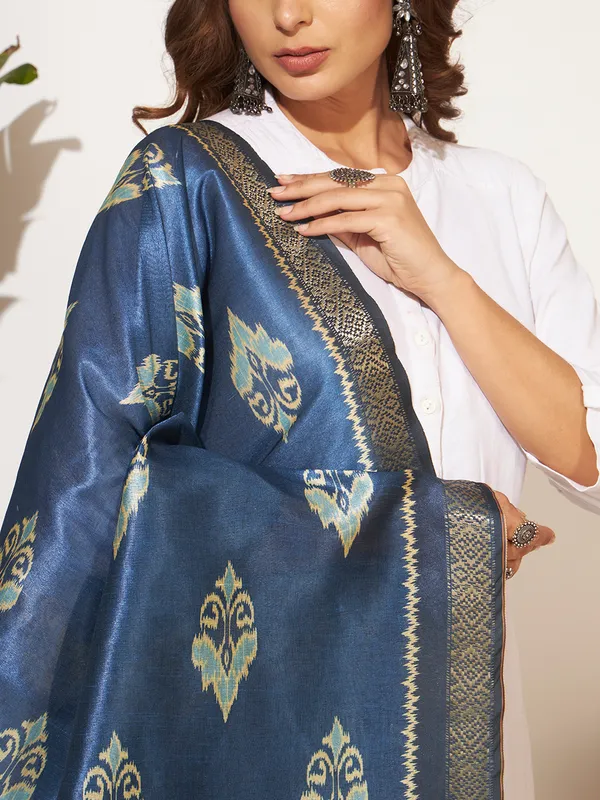 Blue_And_Gold_Silk_Fancy_Dupatta_For_Women