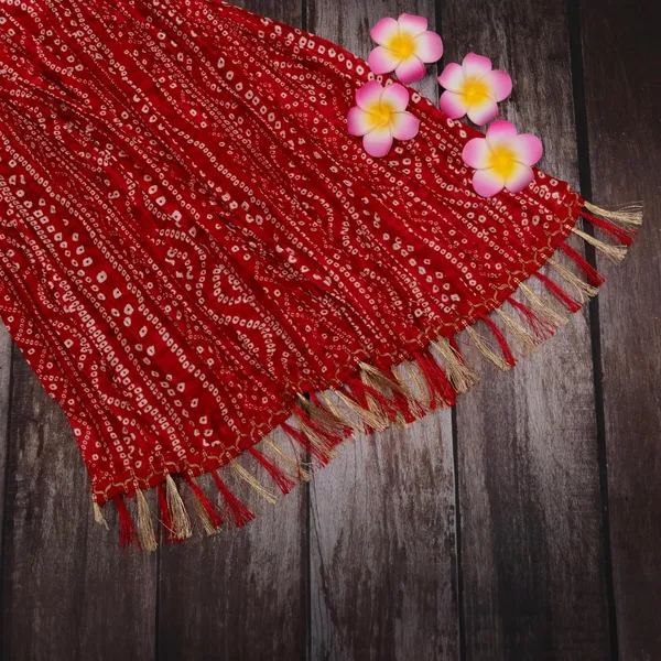 Red_Polyster_Fancy_Dupatta_For_Women