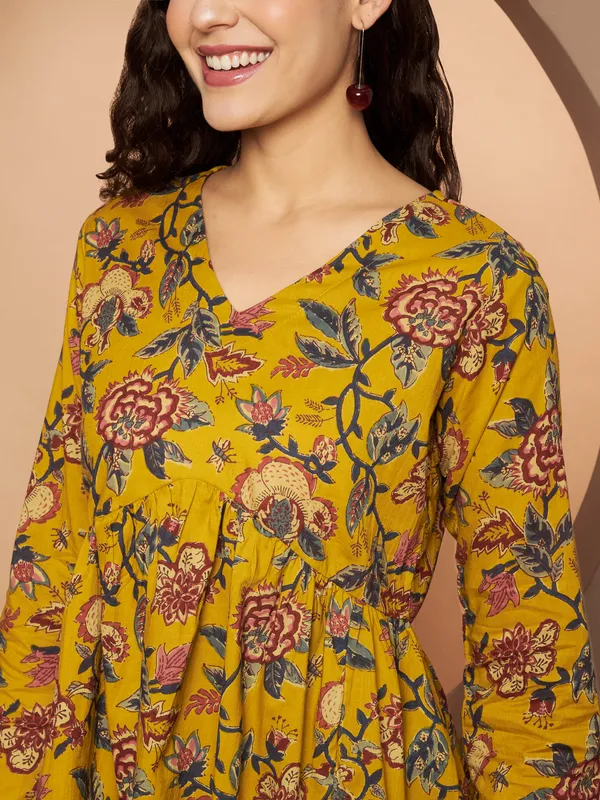 Mustard_Yellow_Cotton_Fancy_Tunic_Kurti_For_Women