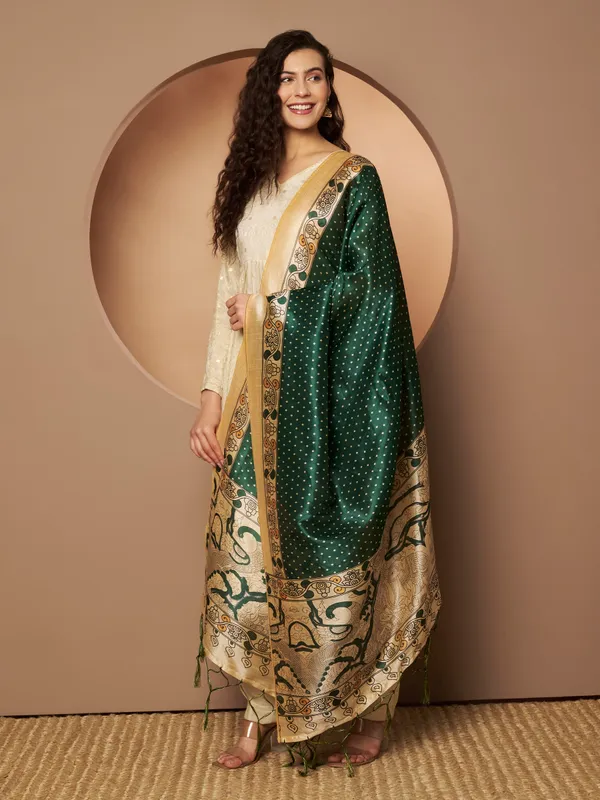 Cream_And_Green_Poly_Silk_Fancy_Dupatta_For_Women