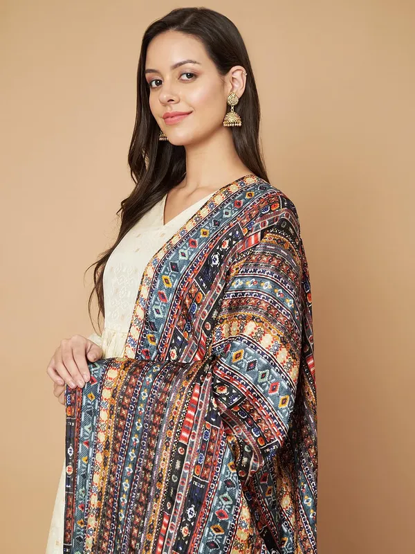 Multicolor_Polyster_Fancy_Dupatta_For_Women