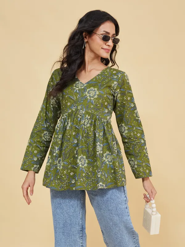 Olive_Green_Cotton_Fancy_Tunic_Kurti__For_Women