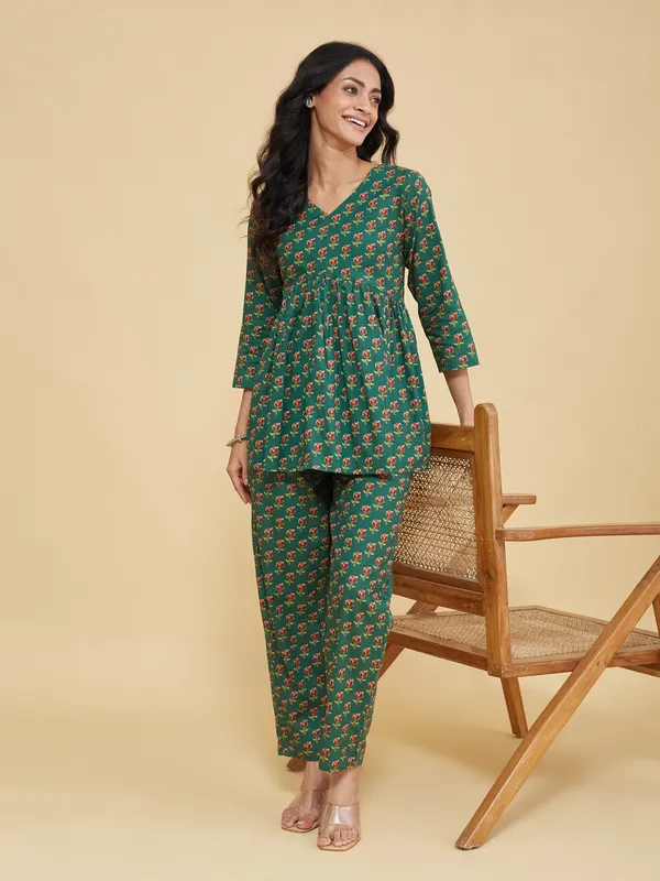 Green_Cotton_Fancy_Coord_Set_For_Women