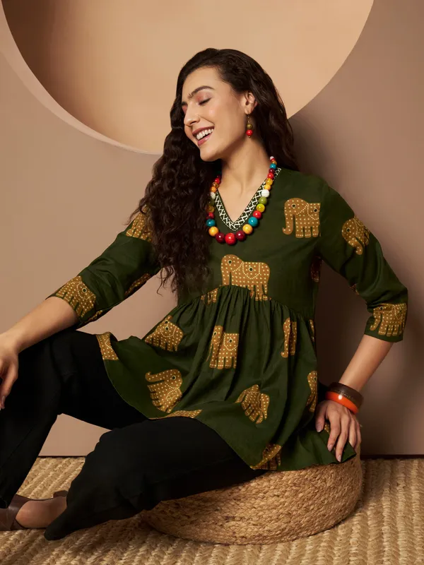 Green_Cotton_Fancy_Tunic_Kurti_For_Women