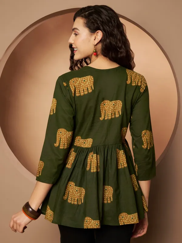 Green_Cotton_Fancy_Tunic_Kurti_For_Women