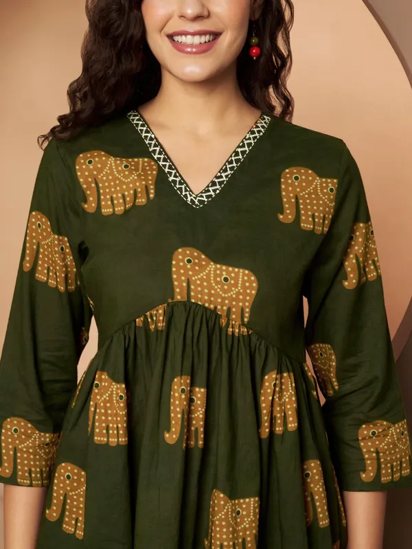 Green_Cotton_Fancy_Tunic_Kurti_For_Women