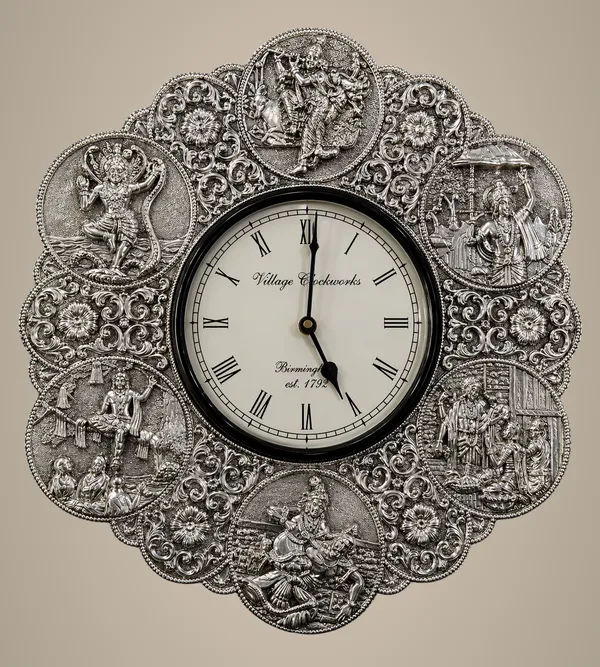 Divine_Krishan_Leela_Wall_Clock_–_Silver_Finish