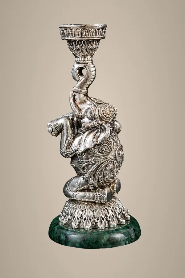 Royal_Elephant_Candle_Holder_–_Silver_Finish